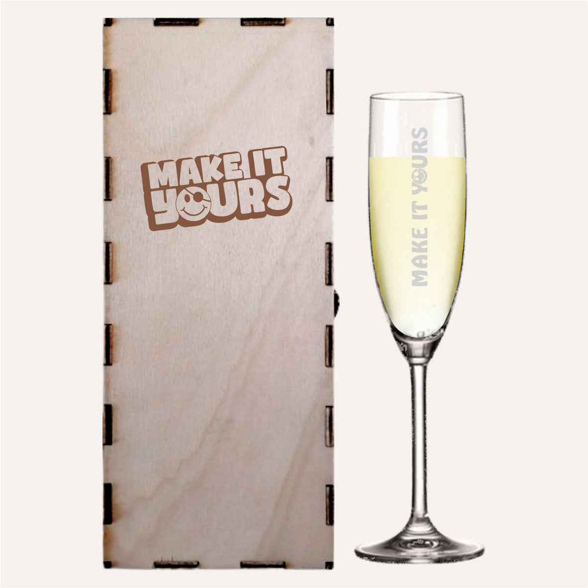 Personalisierbares Glas mit Lasergravur - optional mit Holzkiste